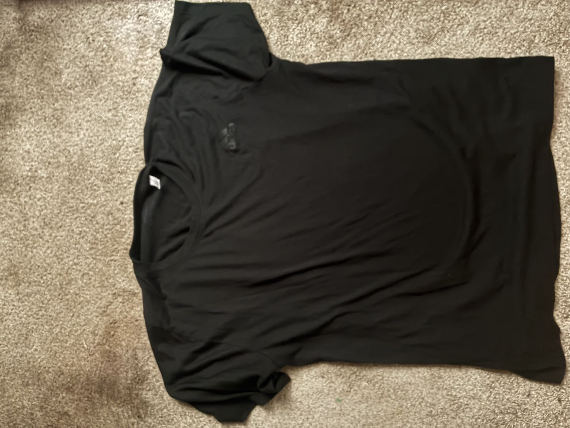Adidas Shirt L