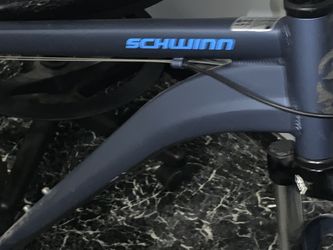 Like New schwinn Traileay Bike
