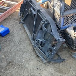 Radiator Support Complete 00 Silverado 