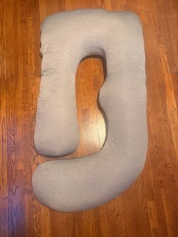 pregnancy pillow