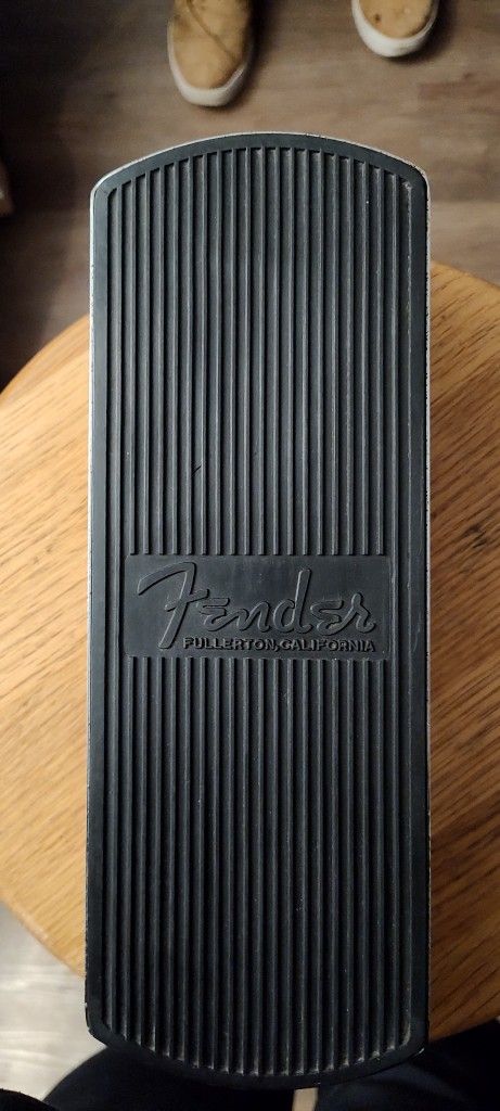 **Authentic Vintage Fender Volume & Tone Pedal – Not a Reissue!**
price drop 275$