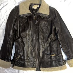Michael Michael kors brown leather aviator jacket size Large