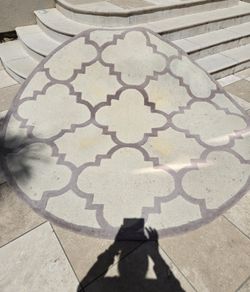 Savavieh 8 X 8 Feet Round Rug 