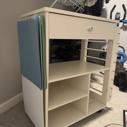 Rolling storage cart