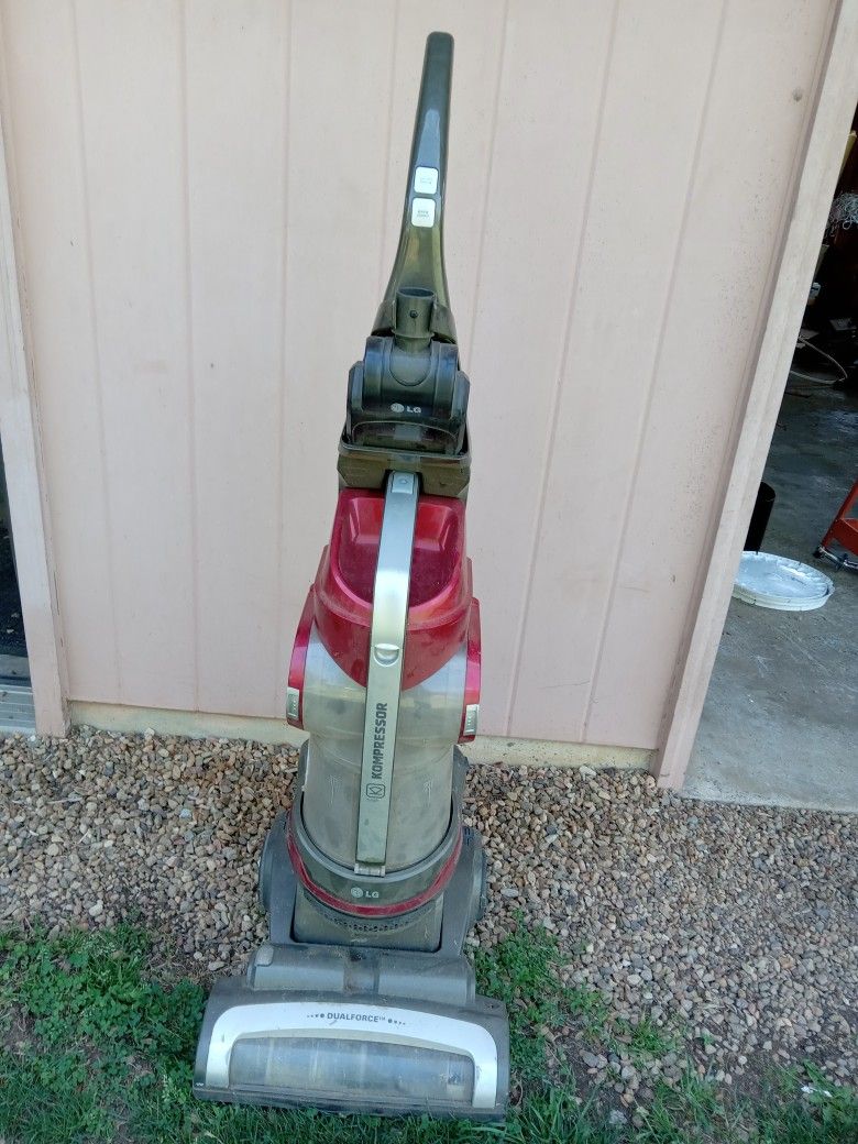 LG Vacuum Cleaner