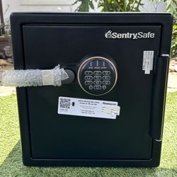 Sentry Safe Digital Fire/Water Safe XL Model #SFW123FTC
