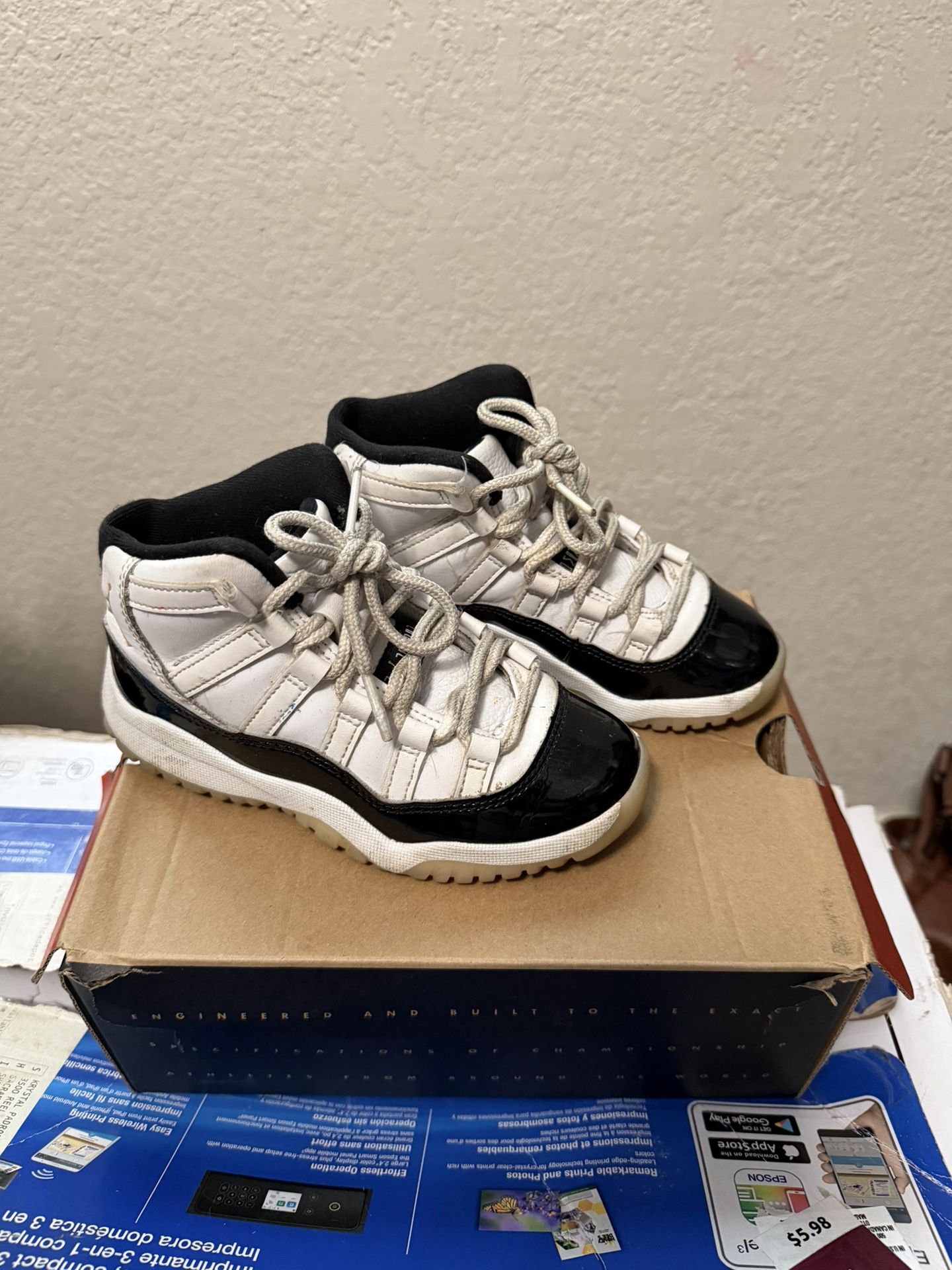 Jordan 11s