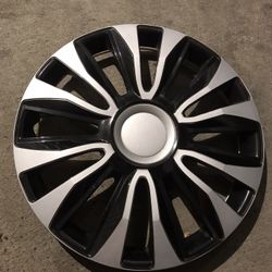 2 hubcap Size 15”