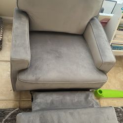 Swivel Recline Nursery Chair 