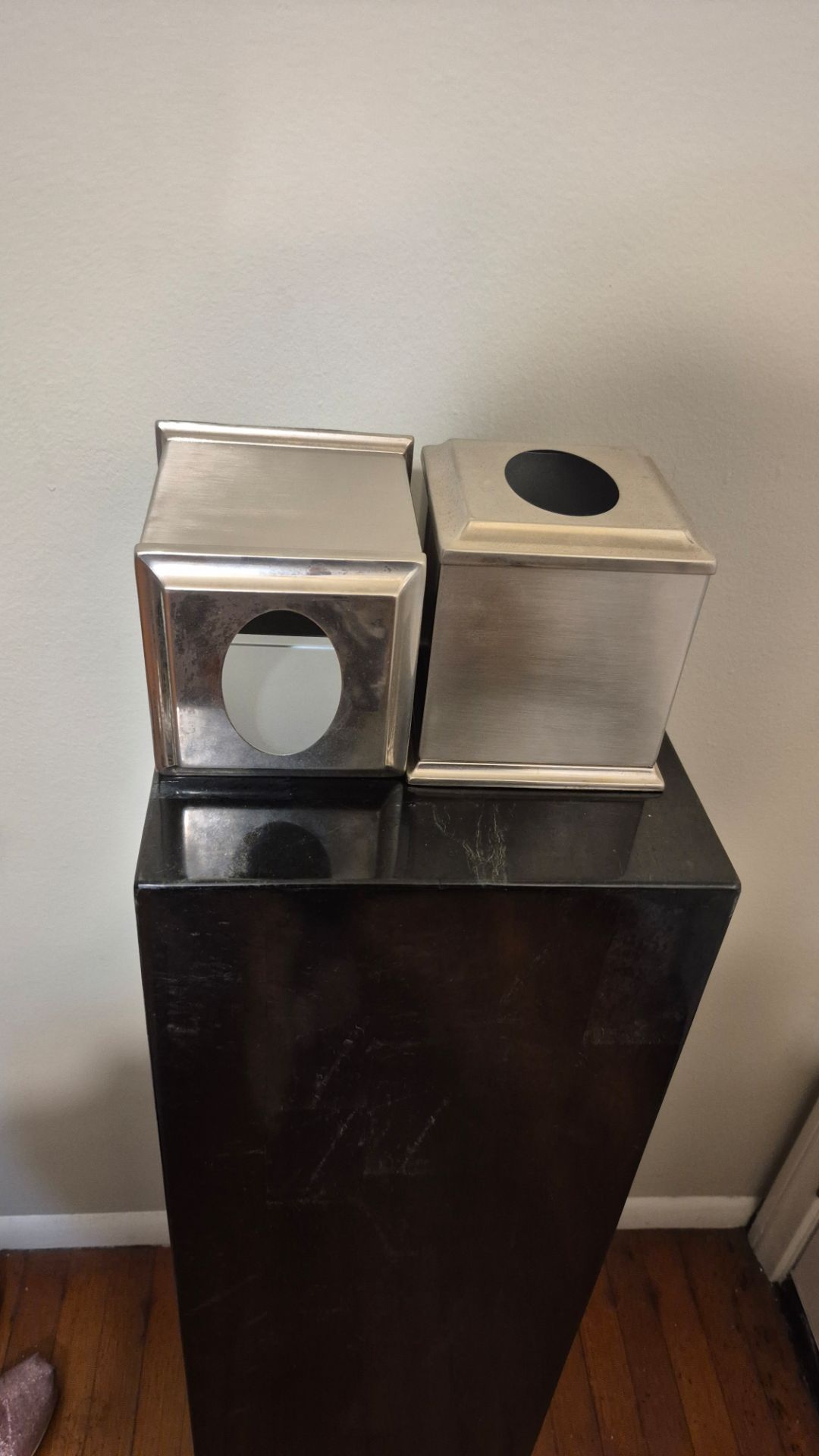 Silver Tissue Box Set
