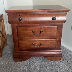 Bedside Table 
