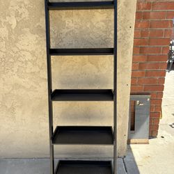 Shelving ladder 