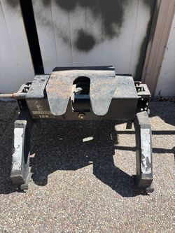 Husky 5th Wheel Hitch Only