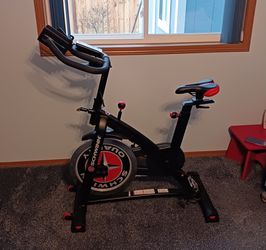 Schwinn IC3 Excercise Bike