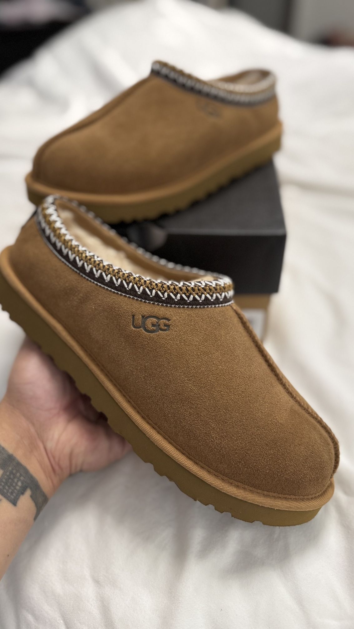 Uggs Tasman Size 9 Mens