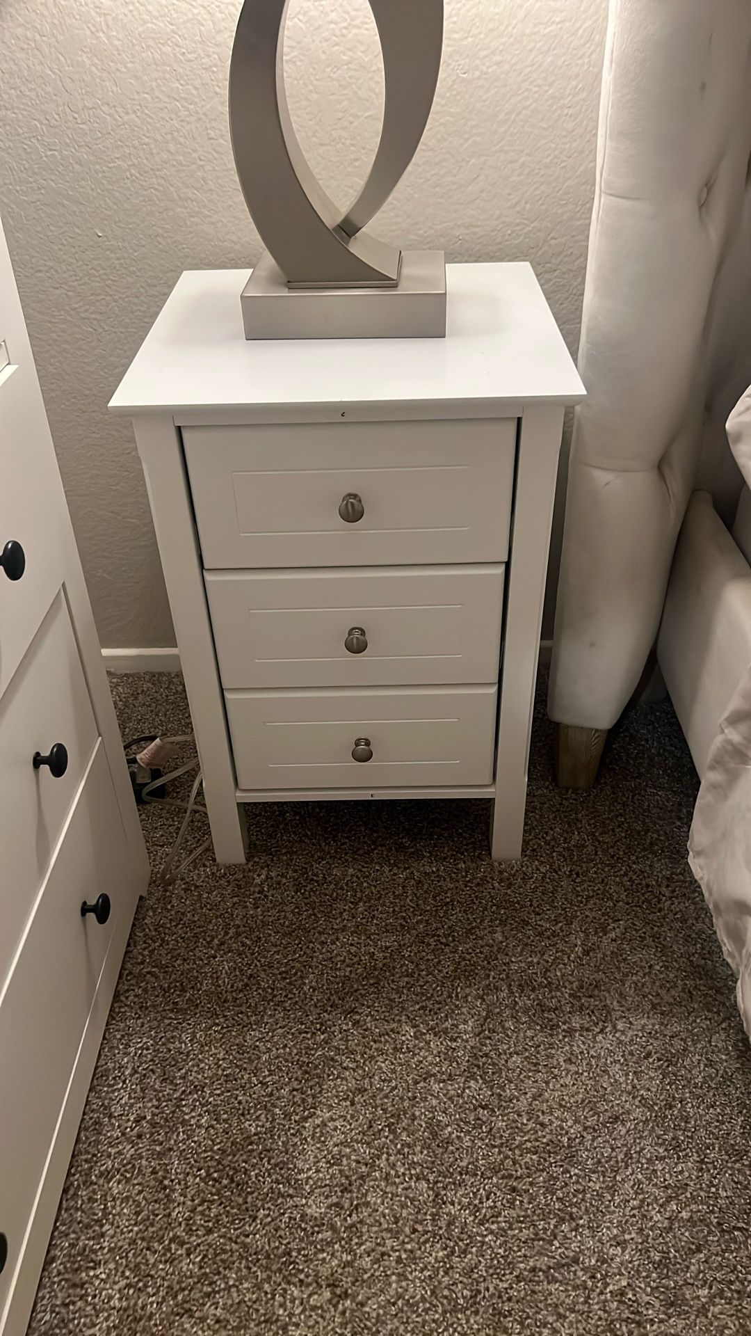 Night Stands With 3 draws