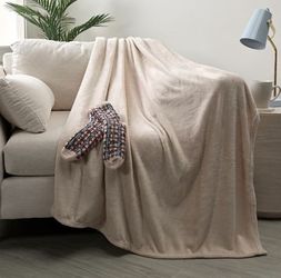 Warm & Cozy Plush Throw & Sock Set