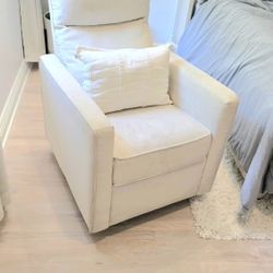 DaVinci Gabby 360° Swivel Glider Nursery Chair - High Pillowback Glider Rocking Chair - GREENGUARD Gold, FSC & Certi-PUR US Certified - Comfy Swivel 