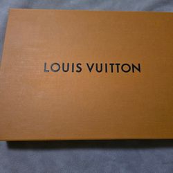 LV Purse-BRAND NEW
