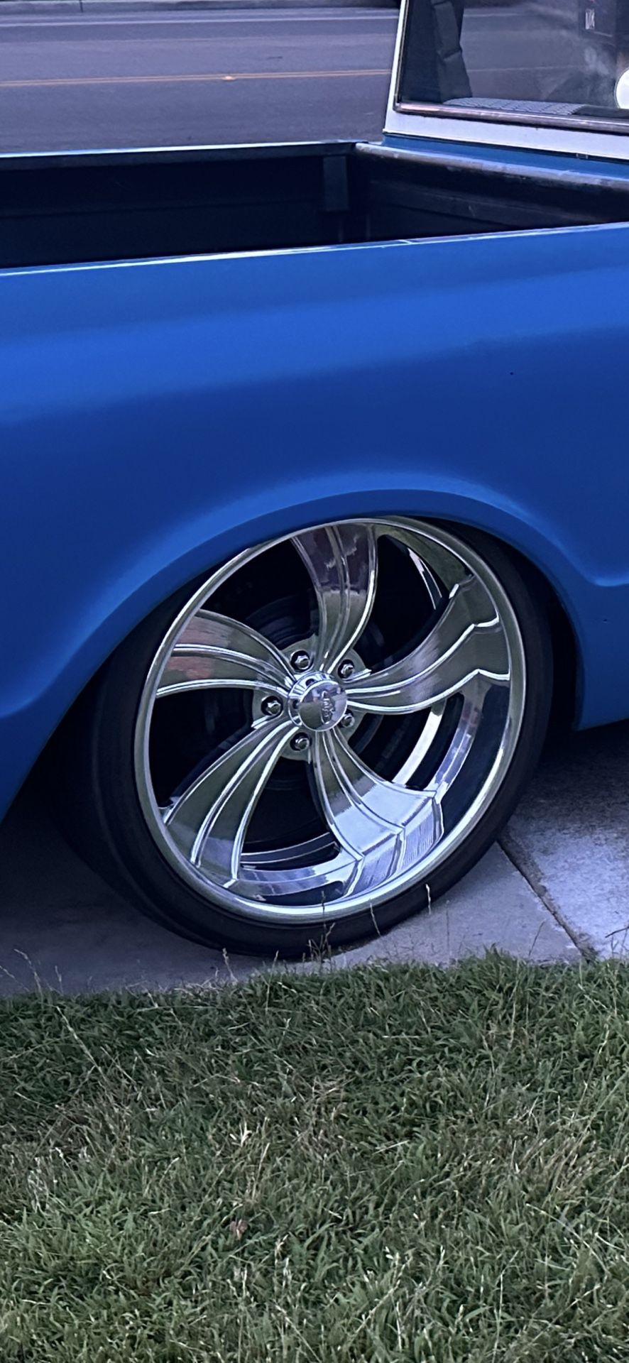 22” Intros Wheels