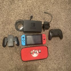 Nintendo Switch HAC-001(-01) Console 32GB Blue/Red w/ Pro Controller and 3 Games