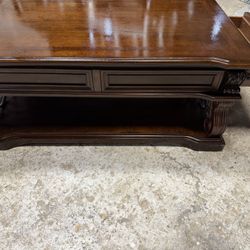 Solid Coffe Table