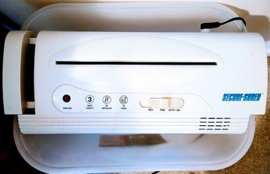 Secure-Shred Paper Shredder (Includes Waste Basket)