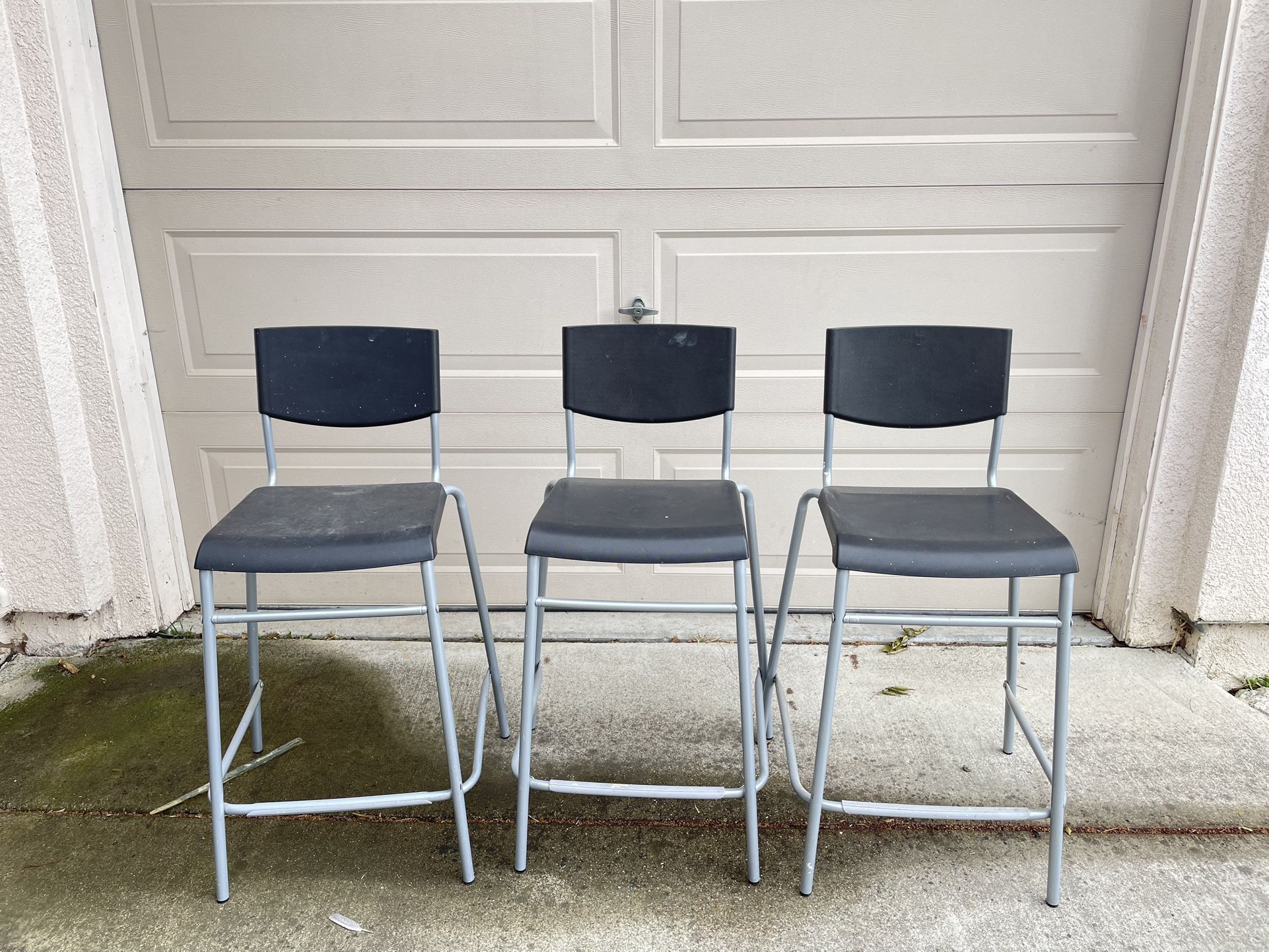 3 Bar stool with backrest
