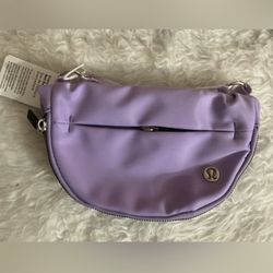 Lululemon Everywhere Belt Bag