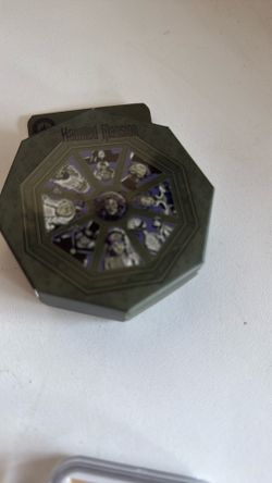 Haunted Mansion Mystery Pin Pack 2025 