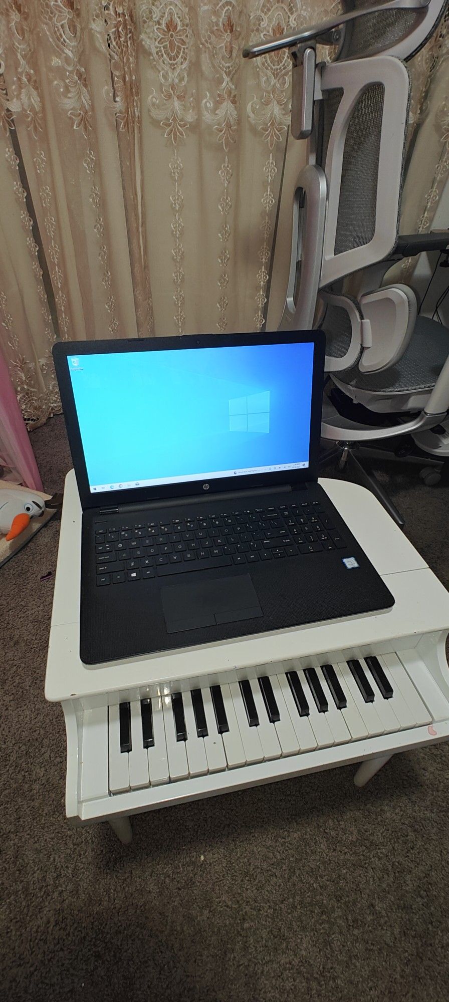 HP Laptop 15-bs0xx 15.6'', Intel Core i5-7200U @ 2.50GHz, 8GB DDR4, 128GB SSD