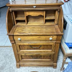 Keepsake Pulaski Roll top Vintage Desk