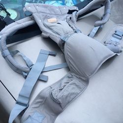 Like New High-Quality Baby Body Harness Carrier Only $40