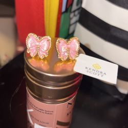 KENDRA SCOTT BOW EARRINGS
