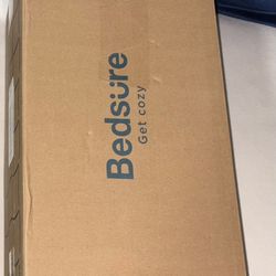 Queen Size Duvet Insert/Comforter with 8 Tabs