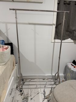 Metal clothing rack