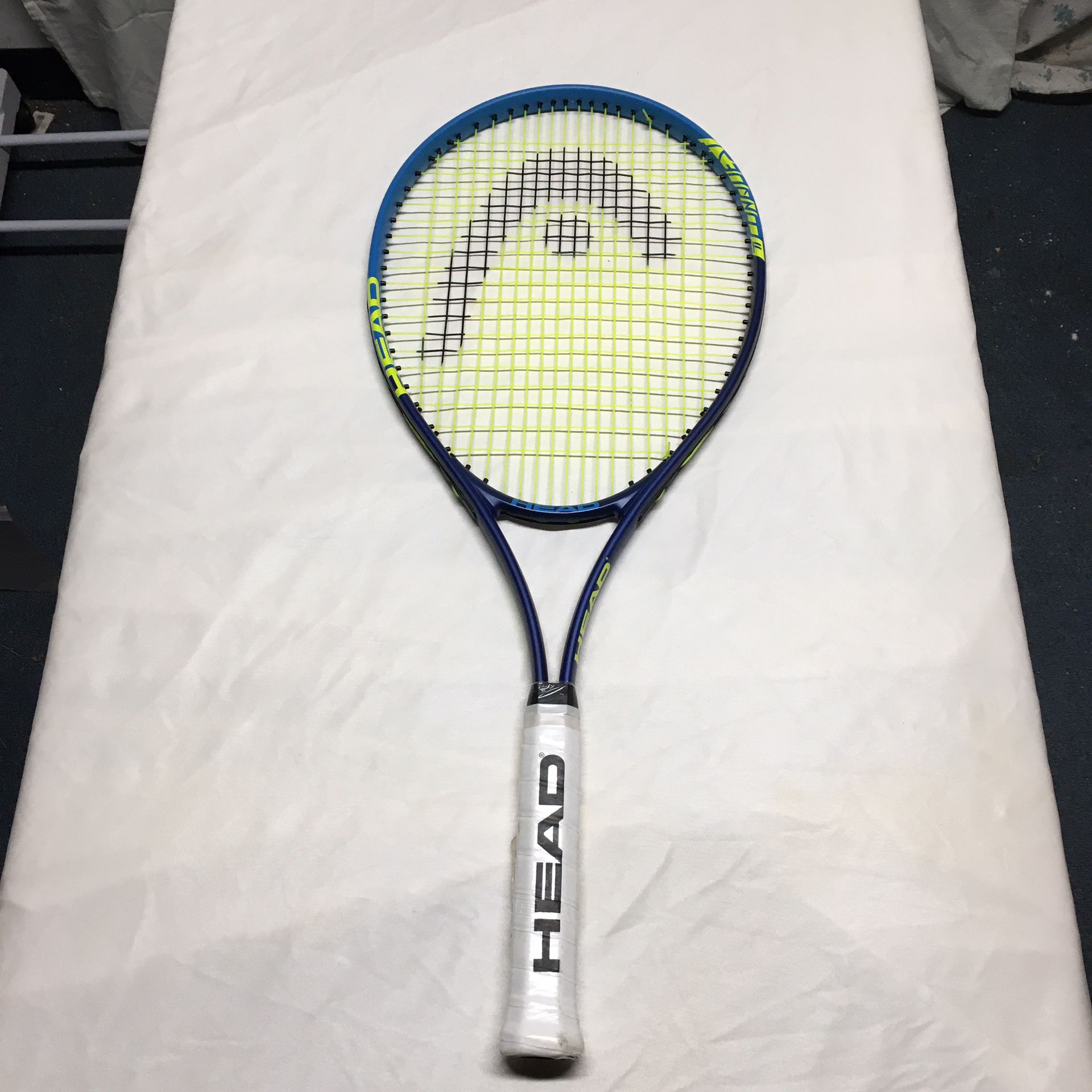 New head Tennis Racket