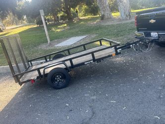  Hanford , $1250- 5X8 WOOD FLOOR UTILITY TRAILER     