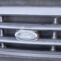 GOOD FORD TRUCK.GRILL