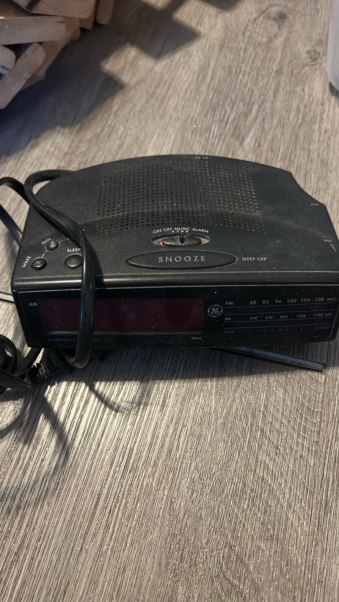 General Electric alarm clock