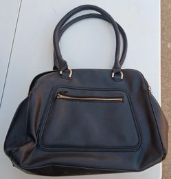 Black Handbag – Gold Zippers – Structured Design