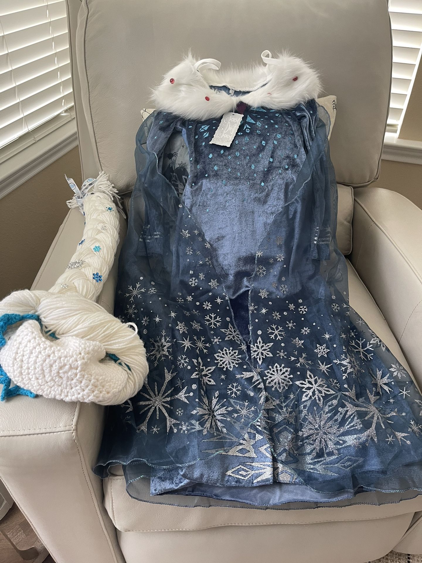 Elsa Dress With Brad’s 5/6