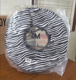 NEW! XL COMFURT Dog Recovery Collar ..  ZEBRA