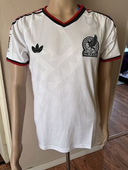 Mexico white soccer jerseys. Size 3XL  only