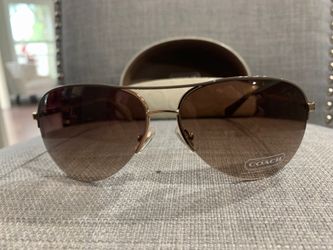 Women’s coach aviators
