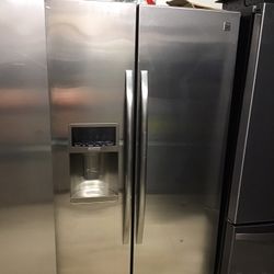 Refrigerator Kenmore 