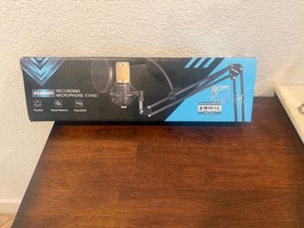 New recording microphone stand