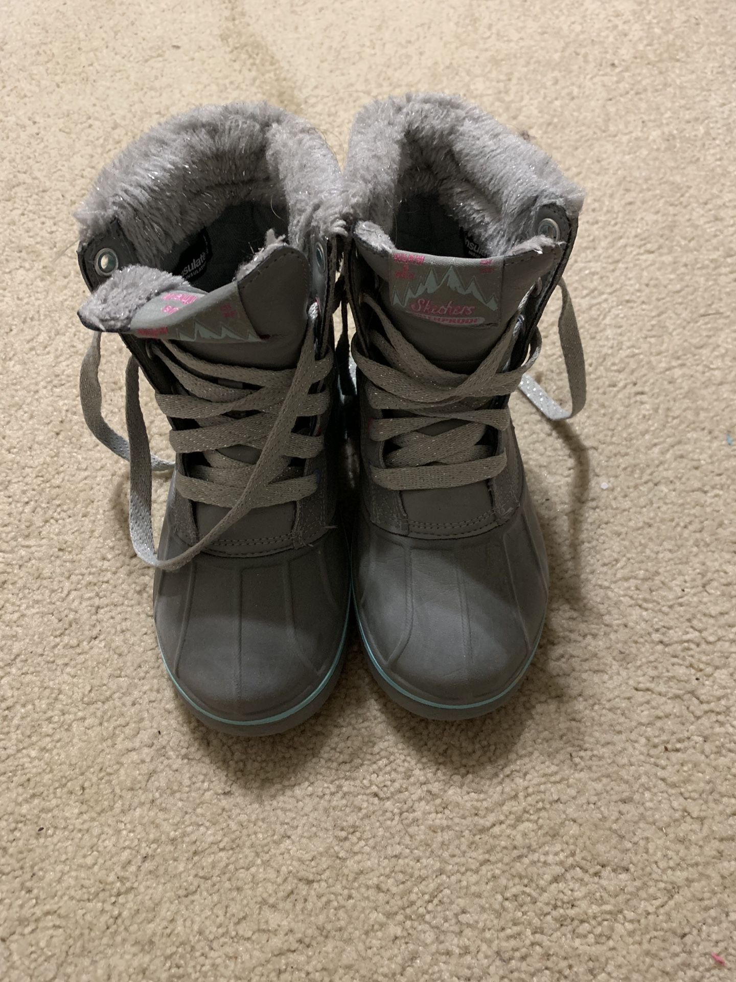 Sketchers Snow boots for girls- Size 1