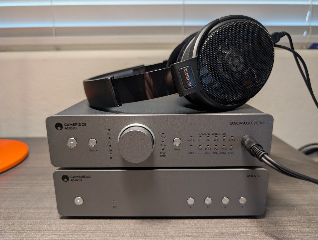 Cambridge Audio & Sennheiser HD 660S2 Hi-Res Headphone Setup - Like New