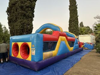Obstacle Jumpers 🥳